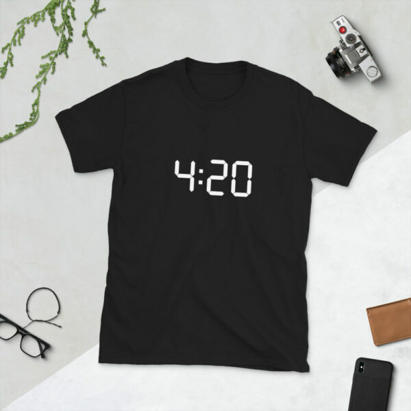 420 time pot smoker's t-shirt